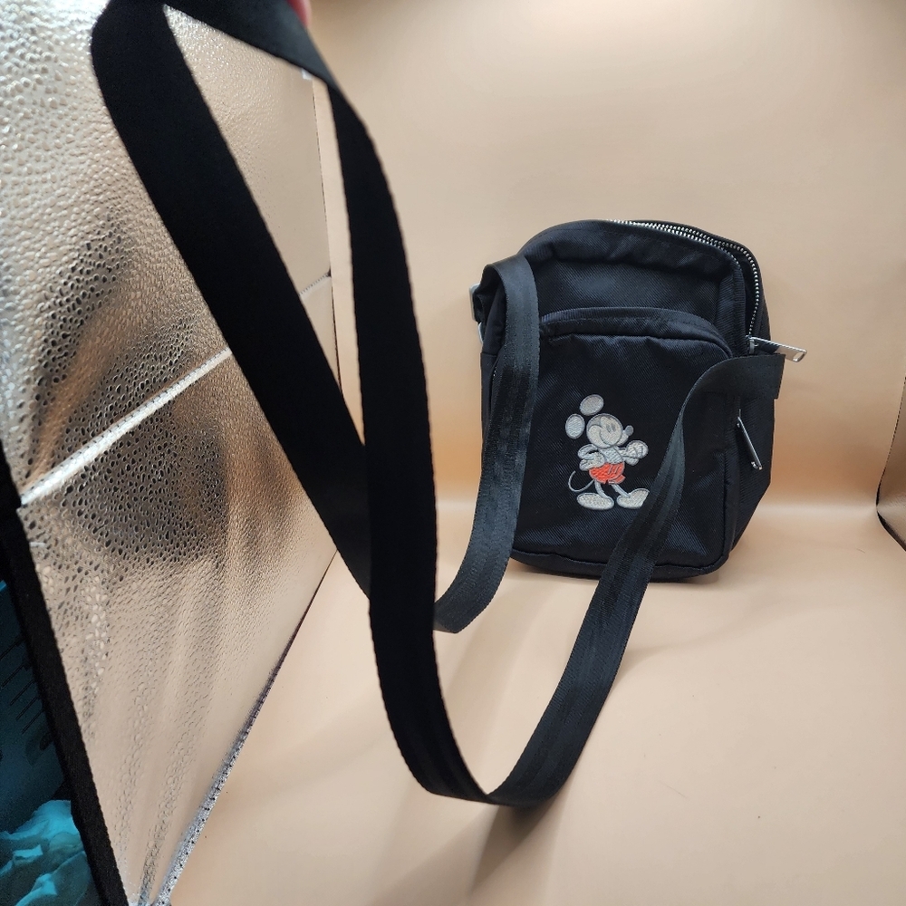 Mickey Mouse Mousewear Crossbody Bag 8.5x6" Small Black Disney Parks - Picture 9 of 10